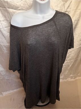 Charcoal Gray Versatile Off-Shoulder Short Sleeve Top